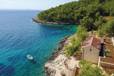 Belle maison à Zastrazisce avec WiFi