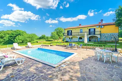 Image de Superbe maison de 4 chambres Ă Jurani