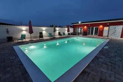 Image de Appartement de vacances avec piscine et climatisation