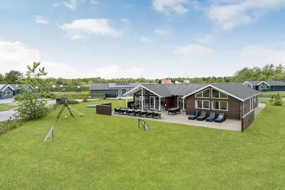 Image de Belle maison de 7 chambres à ålbæk