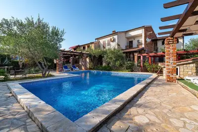 Image de Superbe maison de 9 chambres à Vir