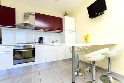 Image de Appartements Smilje (24471-A2) - Razanj