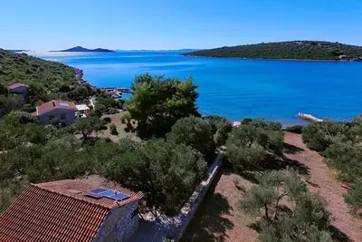 Image de Maison Olive Tree (14641-K1) - Tkon - île de Pasman