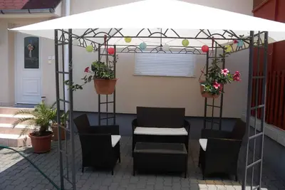 Image de Appartement de vacances dans un environnement calme avec air conditionné