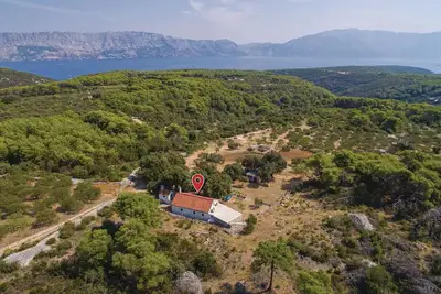 Image de Superbe maison à Pucisca avec WiFi