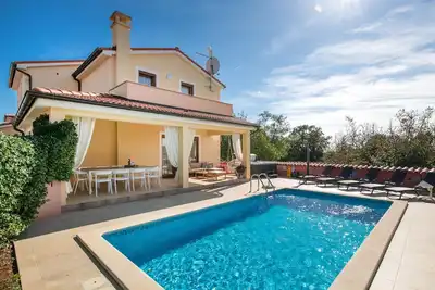 Image de Belle maison Ă Krvavica