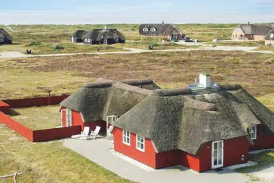 Image de Superbe maison à Blåvand avec WiFi