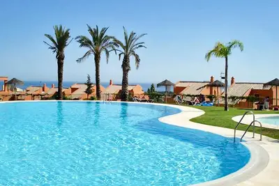 Image de Superbe appartement à Elviria avec WiFi
