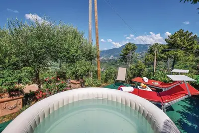 Image de Maison confortable à Camaiore Lu avec.