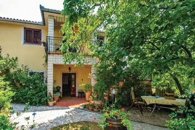 Image de Belle maison Ă Nedescina avec sauna