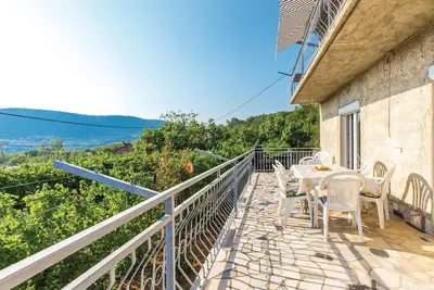 Bel appartement à Bribir avec WiFi