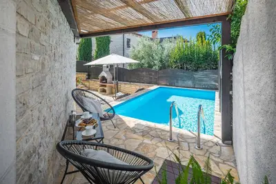 Image de Belle maison avec 1 chambre à Sv. Lovrec