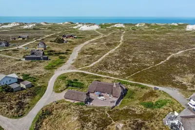 Image de Superbe maison à Hvide Sande avec sauna