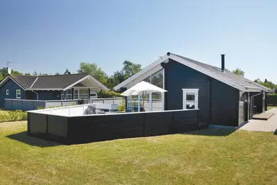 Image de Superbe maison à Hemmet avec sauna