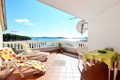 Image de Appartement et Chambres Artina (25091-A1) - Vodice