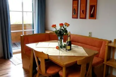 Image de Appartement bon soleil du matin. 2 Stock - Pension Winter Am Irrsee 4 Édelweiss