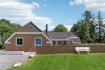 Image de Maison confortable à Oksbøl avec sauna