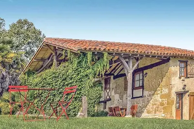 Image de Superbe maison Ă Masseube avec sauna