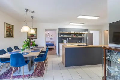 Image de Superbe appartement Ă Porec avec WiFi