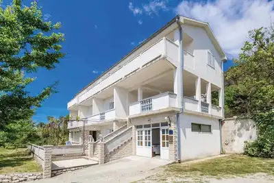 Image de Magnifique appartement de 2 chambres Ă .