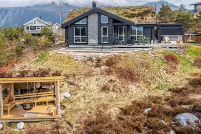 Superbe maison à Tustna avec jacuzzi