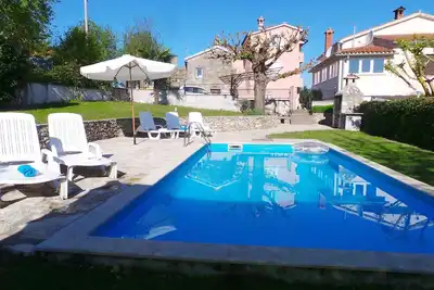 Image de Maison de vacances avec piscine et climatisation