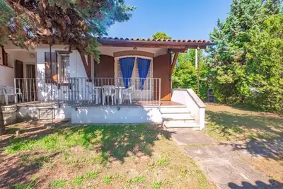 Image de Maison de vacances avec terrasse et barbecue