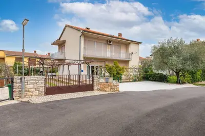 Image de Bel appartement à Fazana avec cuisine