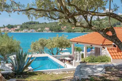 Image de Magnifique maison de 3 chambres à Vela.