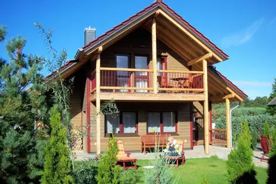 Image de Maison de vacances confortable avec cabine infrarouge et jardin
