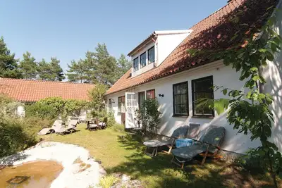 Image de Belle maison à Visby avec WiFi