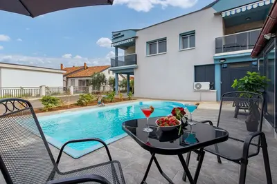 Image de Superbe appartement 1 chambre Ă Vrh