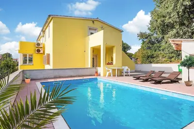 Image de Bel appartement à Marcana avec WiFi
