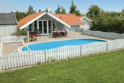 Image de Belle maison à Hemmet avec sauna
