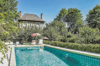 Image de Amazing home in Terrasson-Lavilledieu