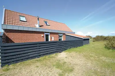 Image de Belle maison à Hvide Sande avec sauna