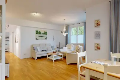 Image de Beach house view lake 12, près de la plage, jardin, WiFi, 2 chambres à coucher. - Strandhaus Seeblick 12
