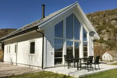 Image de Belle maison à Lyngdal avec cuisine