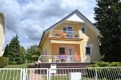 Image de Appartement de vacances avec barbecue et cheminée