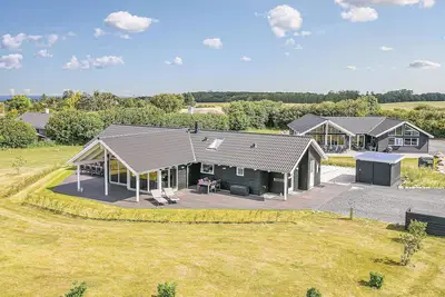 Image de Superbe maison à Bogense avec WiFi