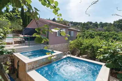 Image de Superbe maison à Supetar avec cuisine