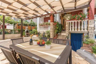 Image de Superbe appartement Ă Biograd avec WiFi
