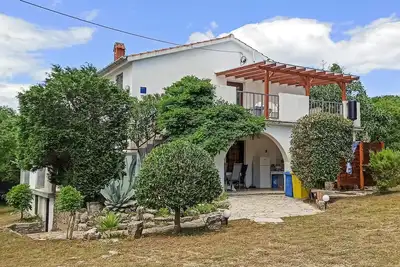 Image de Belle maison Ă Trgetari avec WiFi
