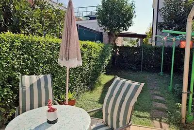 Image de Studio avec climatisation et terrasse