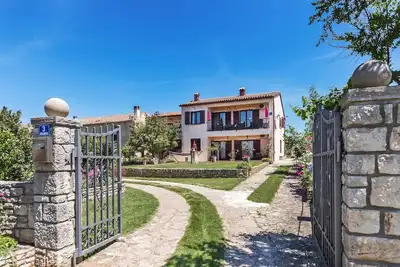 Image de Appartement de 3 chambres Ă Vodnjan