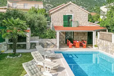 Image de Belle maison à Ostrvica avec WiFi