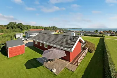 Image de Superbe maison à Sjølund avec cuisine