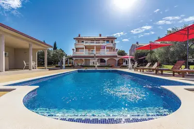 Image de Superbe appartement Ă Vodnjan