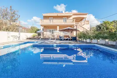 Image de Belle maison de 6 chambres à Bibinje