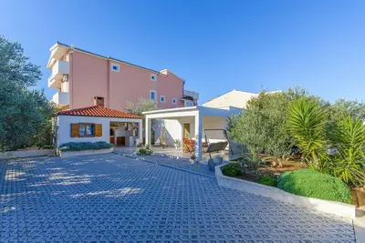 Image de Maison Nono (47581-K1) - Sevid